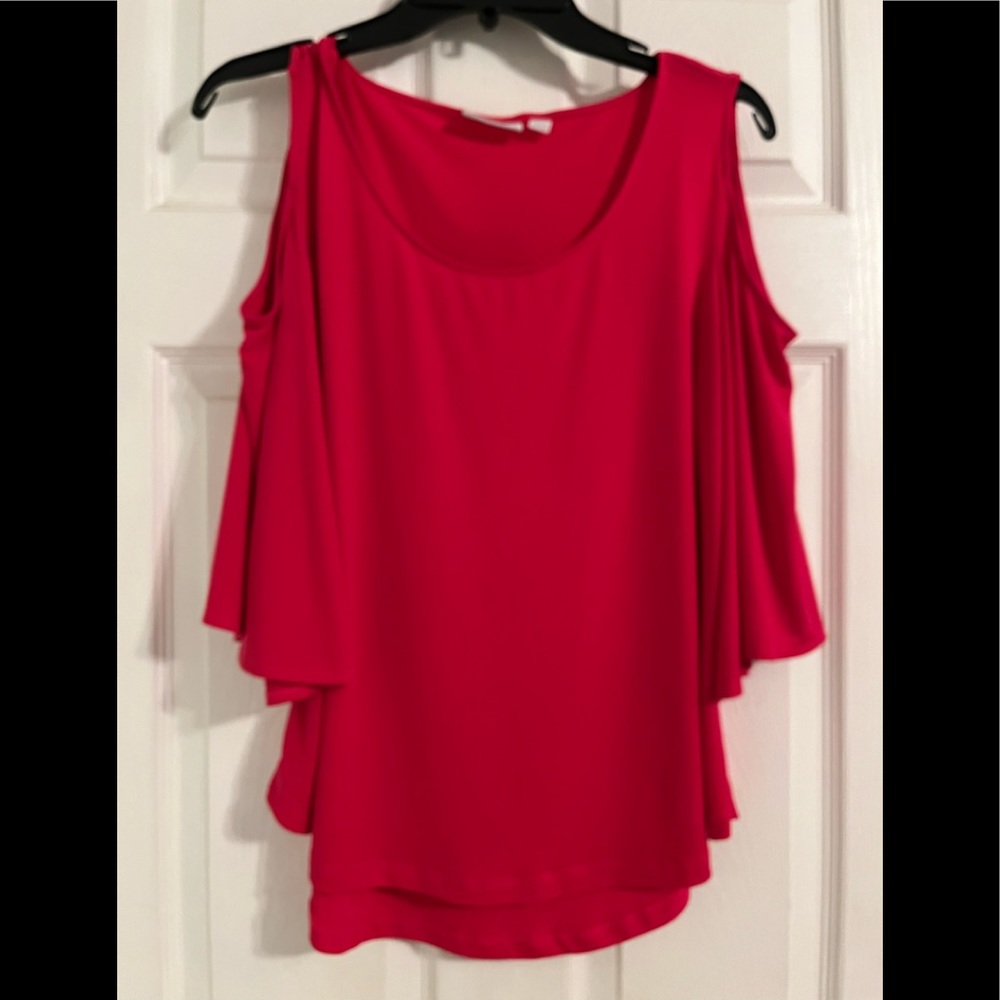 New York & Co. cold shoulder top SZ L